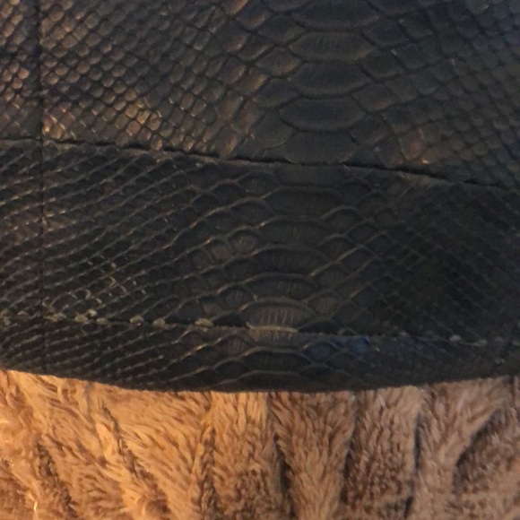 Bags - Picture 6 of 8